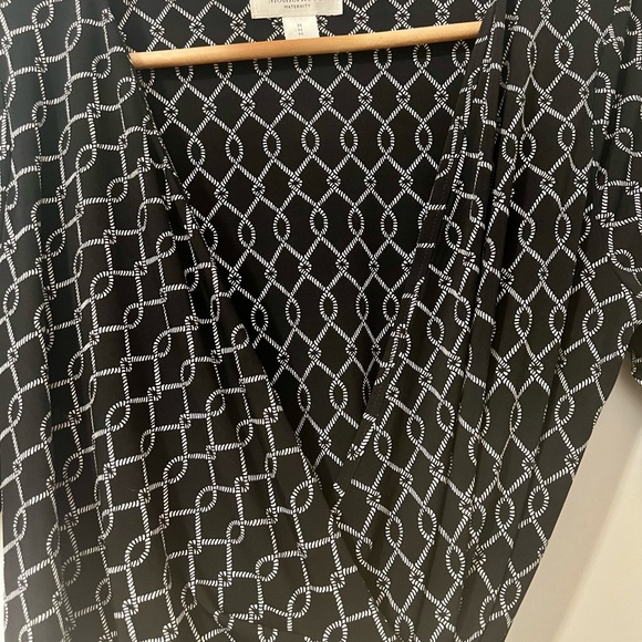 Black and white print wrap maternity dress medium - Picture 5 of 9